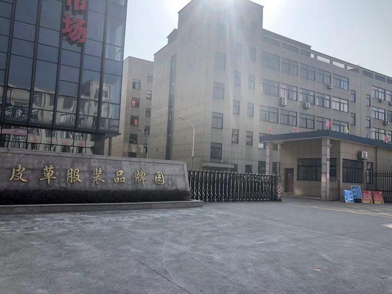 Queen Bedding Factory