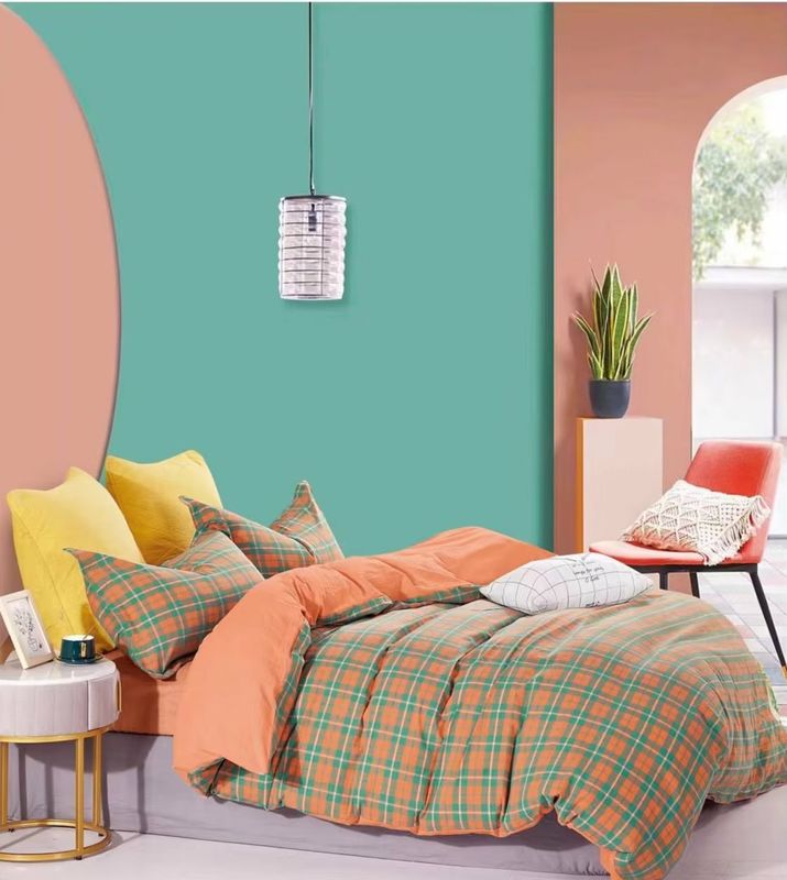 Erstklassige Daunendecke-Abdeckung Bettwäsche gepaßte BedSheets einstellte Baumwollgarn 100% färbte 150 TC
