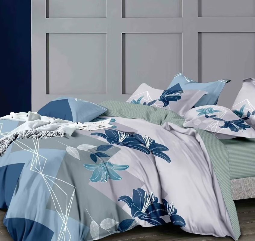 Microfiber, das dunkle Farbe geometrische Daunendecke-Abdeckung druckte, stellte 4 Stücke des Polyester-100% ein